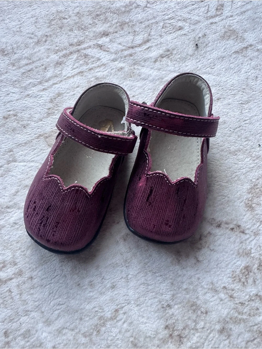 SEE KAI RUN Susie (First Walker) Burgundy Metallic 5 infant toddler girl shoes